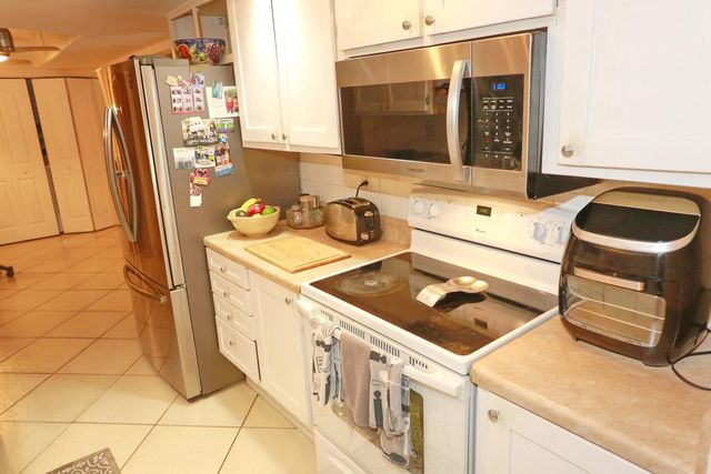 7105 NW 66th Street, Tamarac, FL 33321