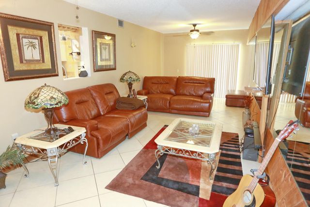 7105 NW 66th Street, Tamarac, FL 33321
