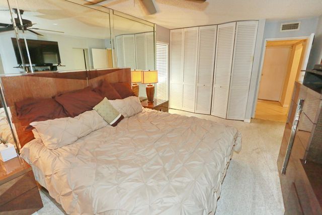 7105 NW 66th Street, Tamarac, FL 33321