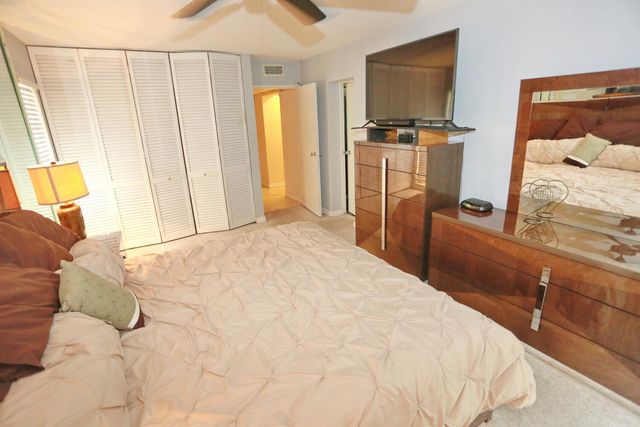 7105 NW 66th Street, Tamarac, FL 33321