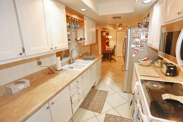 7105 NW 66th Street, Tamarac, FL 33321