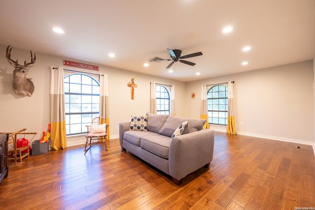 580 Fm 1332, Jourdanton, TX 78026