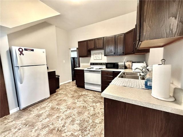 421 S Main Street, Maryville, MO 64468