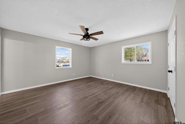 203 W TENA, Jacksonville, TX 75766