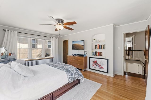 704 E Minnehaha Parkway, Minneapolis, MN 55417