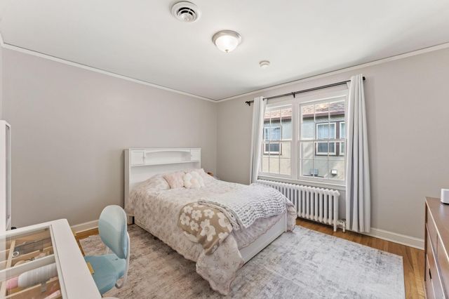 704 E Minnehaha Parkway, Minneapolis, MN 55417