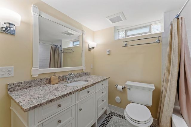 704 E Minnehaha Parkway, Minneapolis, MN 55417
