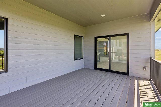 5606 N 198th Street, Elkhorn, NE 68022