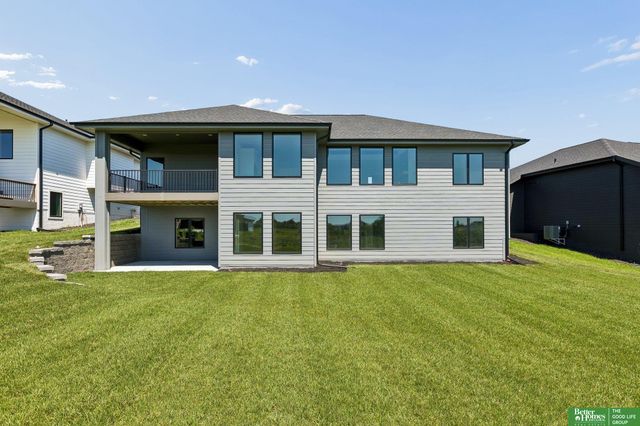 5606 N 198th Street, Elkhorn, NE 68022