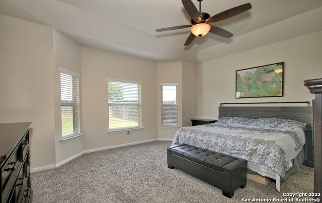 4315 Roundhay Park, Converse, TX 78109