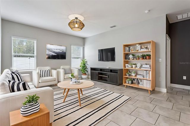 297 SIESTA VISTA COURT, Davenport, FL 33896