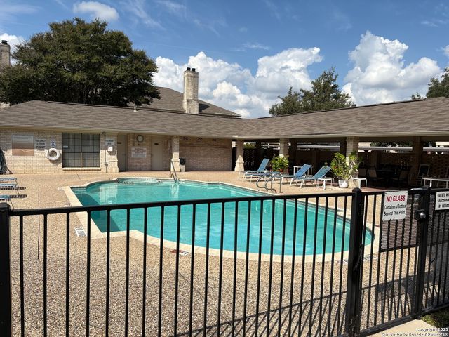 2611 Eisenhauer Rd Apt 1502, San Antonio, TX 78209
