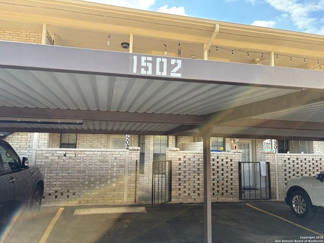 2611 Eisenhauer Rd Apt 1502, San Antonio, TX 78209