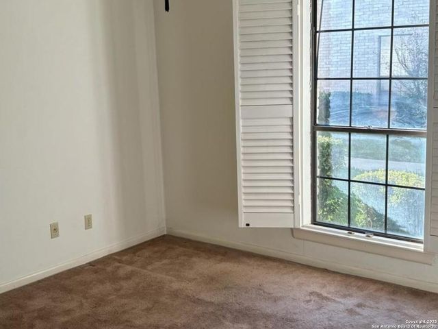 2611 Eisenhauer Rd Apt 1502, San Antonio, TX 78209