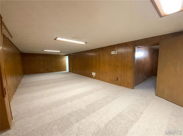 2543 Saddle Ridge Drive, Florissant, MO 63031