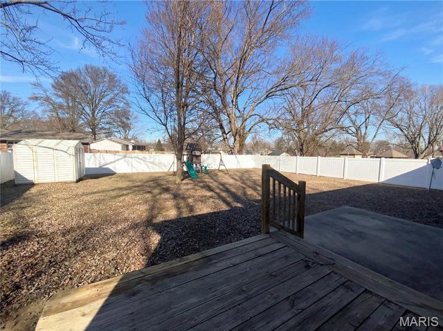 2543 Saddle Ridge Drive, Florissant, MO 63031