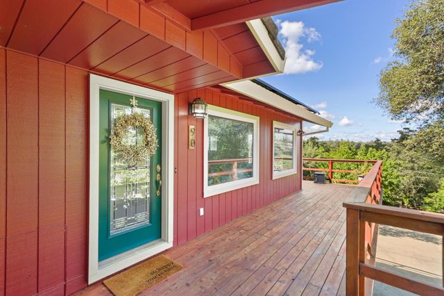 90 Lincoln Way, Auburn, CA 95603