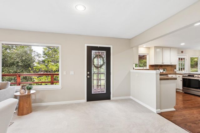 90 Lincoln Way, Auburn, CA 95603