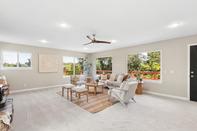 90 Lincoln Way, Auburn, CA 95603