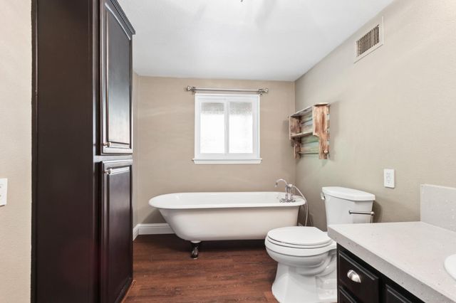 90 Lincoln Way, Auburn, CA 95603