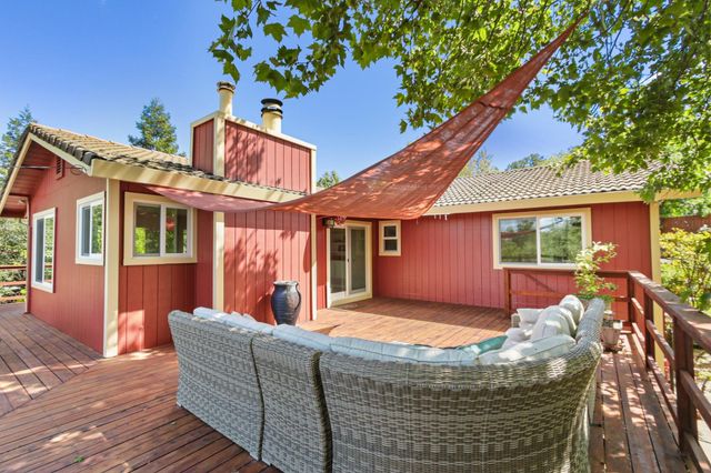 90 Lincoln Way, Auburn, CA 95603