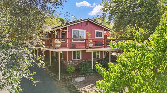 90 Lincoln Way, Auburn, CA 95603