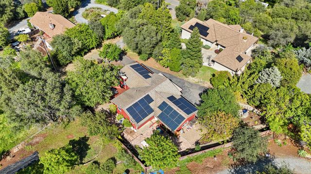 90 Lincoln Way, Auburn, CA 95603