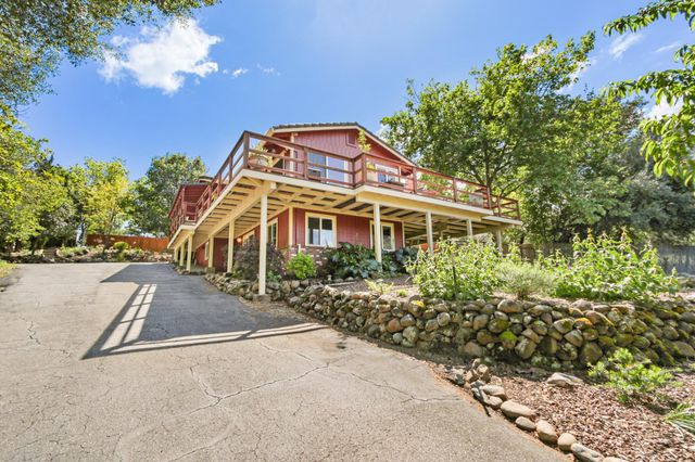 90 Lincoln Way, Auburn, CA 95603