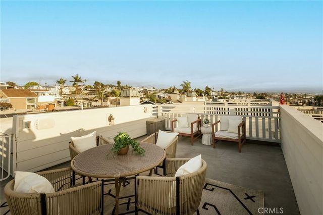 809 19th, Hermosa Beach, CA 90254