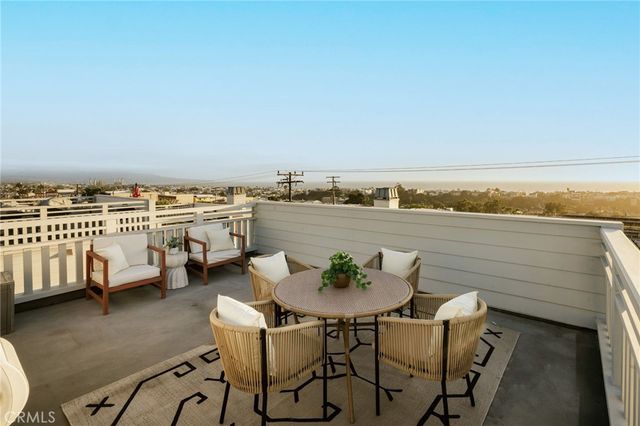 809 19th, Hermosa Beach, CA 90254