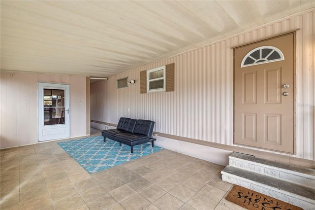 36416 CORDOVA CIRCLE, Zephyrhills, FL 33541