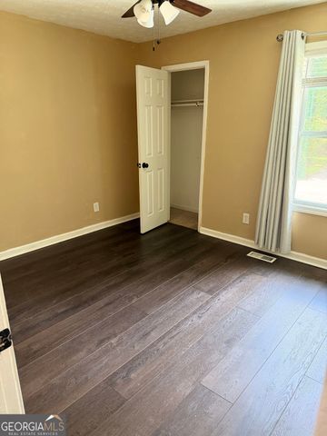 3182 Carmel 30135, Douglasville, GA 30135