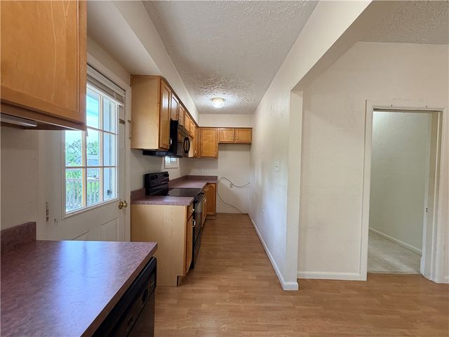 11 North St, Canonsburg, PA 15317