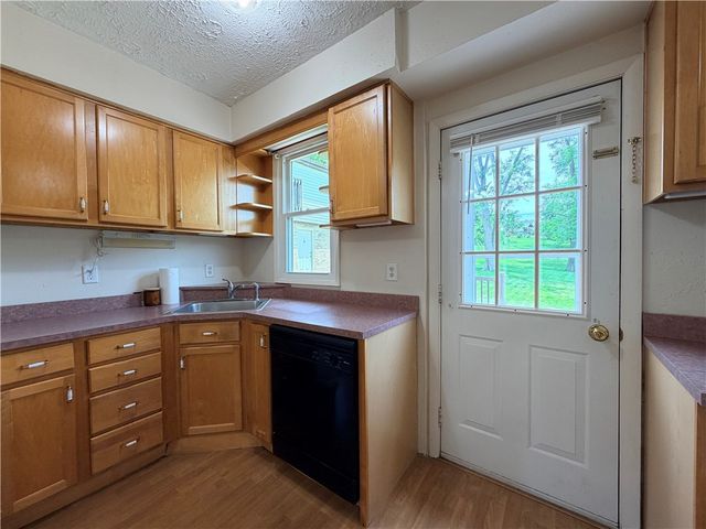 11 North St, Canonsburg, PA 15317