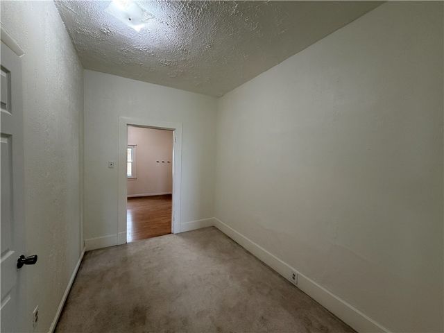 11 North St, Canonsburg, PA 15317