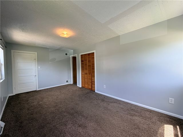 11 North St, Canonsburg, PA 15317