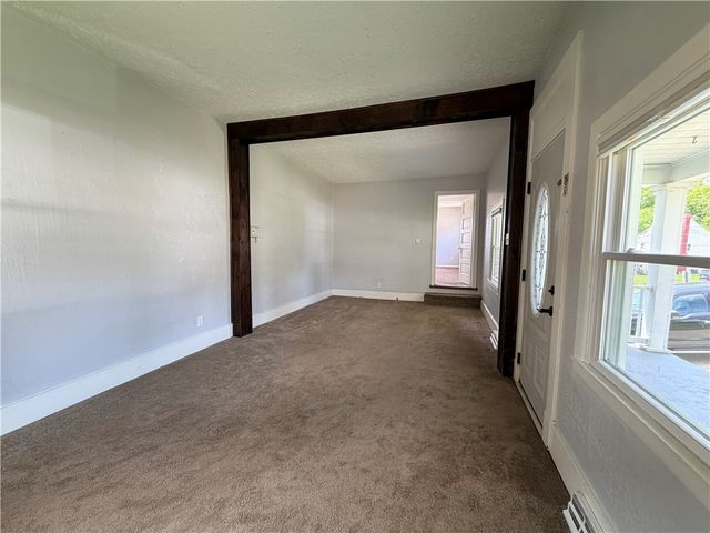 11 North St, Canonsburg, PA 15317