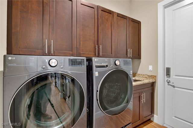 1912 Jung BLVD E, Naples, FL 34120