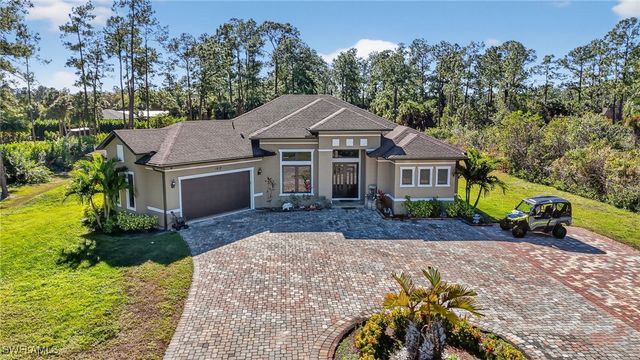 1912 Jung BLVD E, Naples, FL 34120