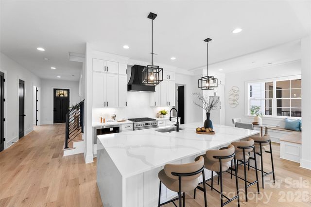 2021 South Street, Charlotte, NC 28208