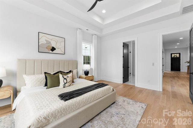 2021 South Street, Charlotte, NC 28208