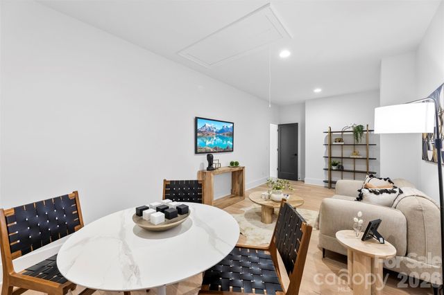 2021 South Street, Charlotte, NC 28208