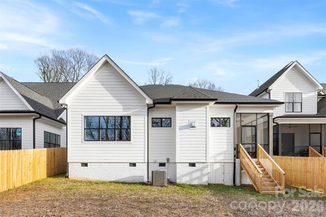 2021 South Street, Charlotte, NC 28208