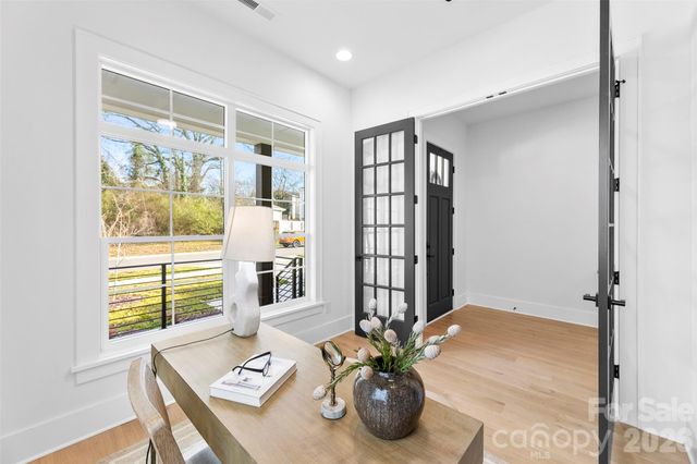 2021 South Street, Charlotte, NC 28208