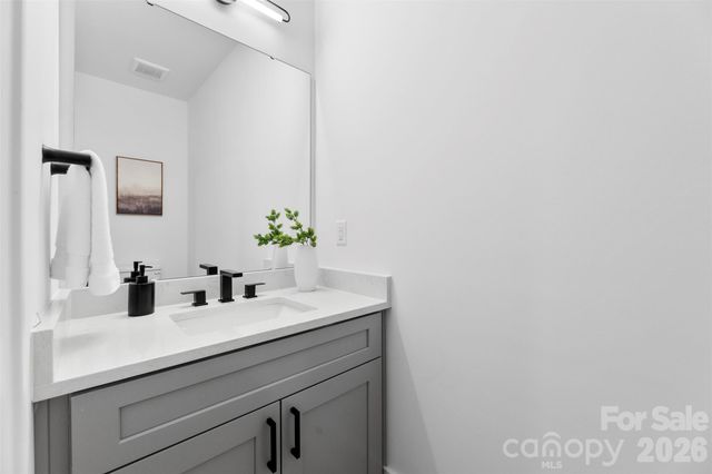 2021 South Street, Charlotte, NC 28208