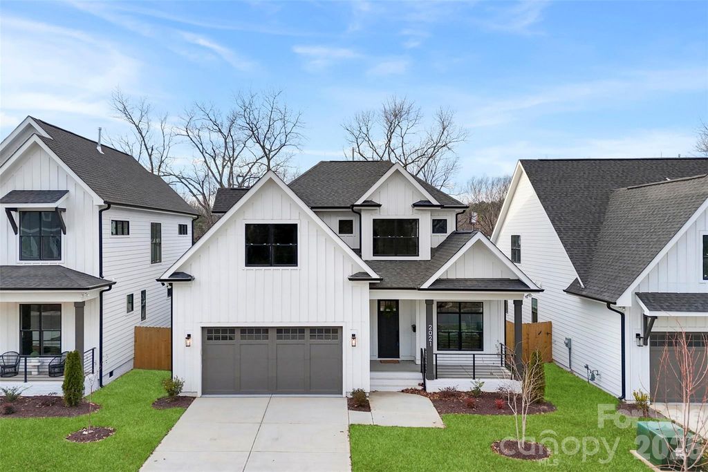 2021 South Street, Charlotte, NC 28208