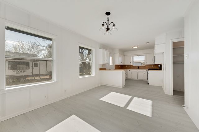 101 E Marshall Street, Palmer, TX 75152