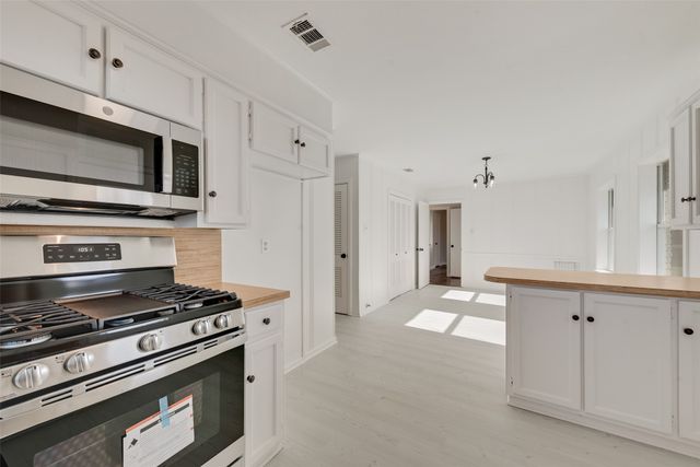 101 E Marshall Street, Palmer, TX 75152