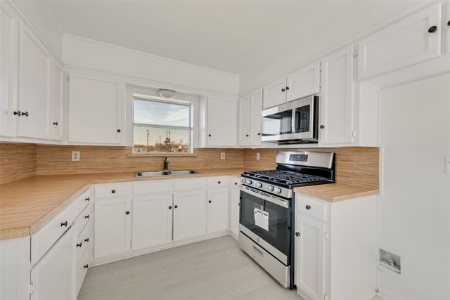 101 E Marshall Street, Palmer, TX 75152