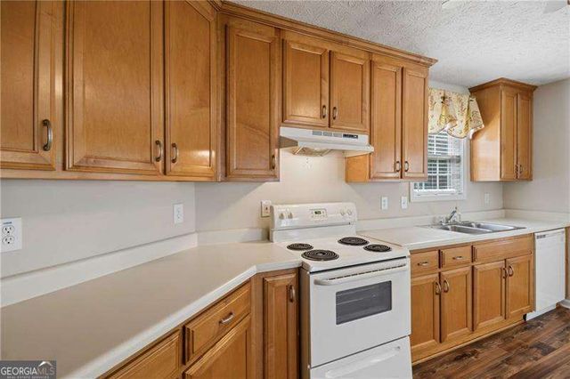 150 Lassiter Drive, Covington, GA 30016